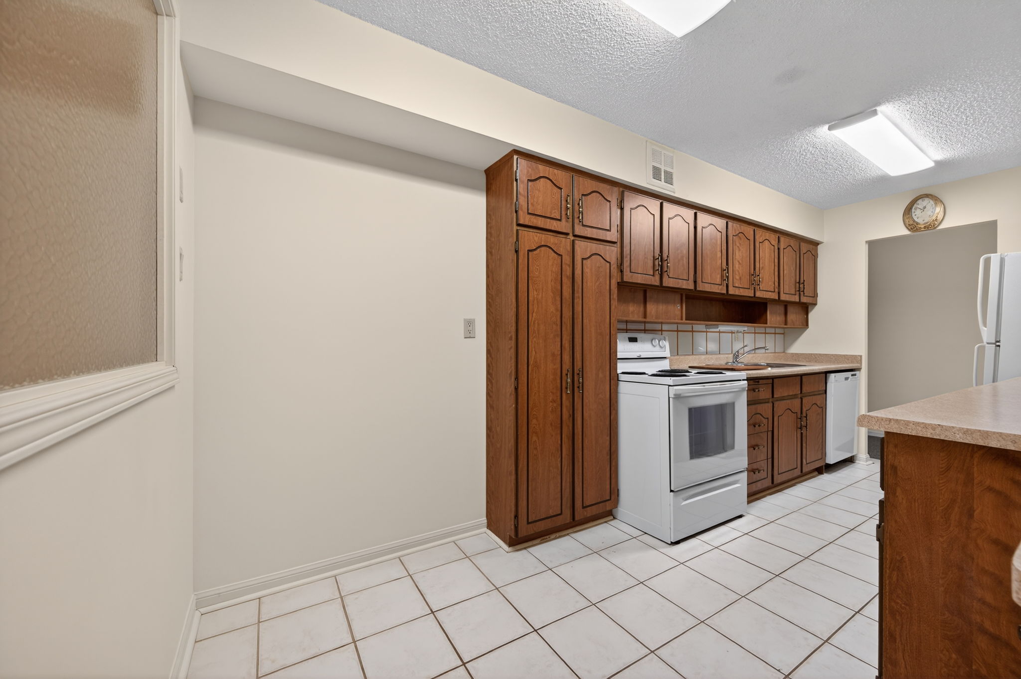 40 Chichester Pl 504 Toronto, ON M1T 3R6