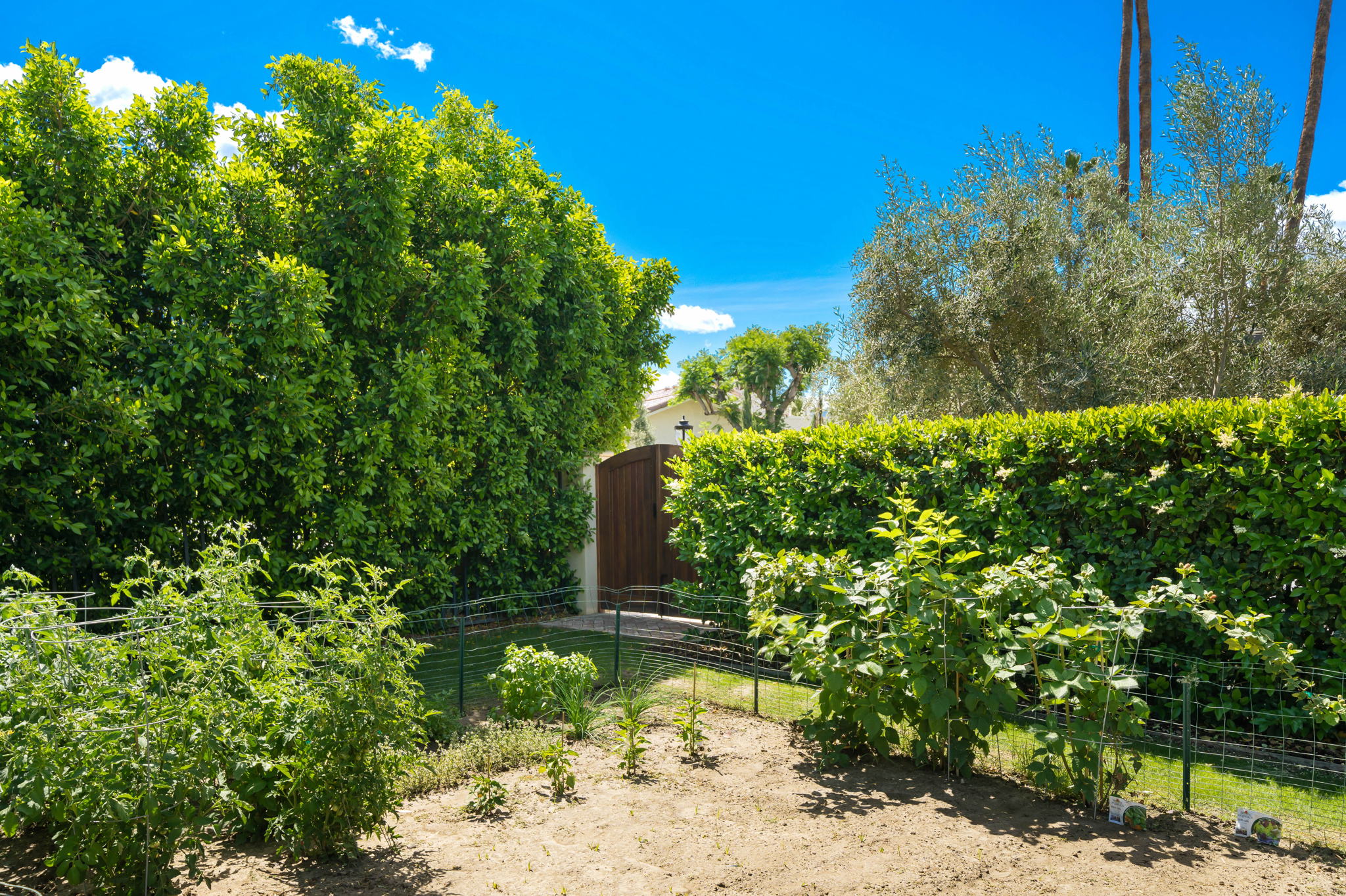 40 Clancy Ln S, Rancho Mirage, CA 92270, USA Photo 73