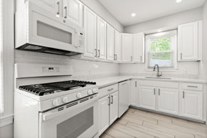 40 County St, Peabody, MA 01960, USA Photo 16