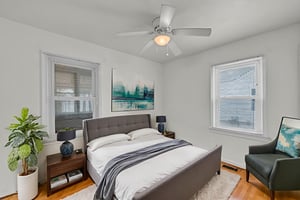 DSC_7500 virtually staged.jpeg