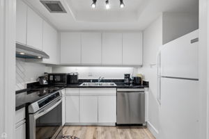 40 E Delaware Pl 1204 - Brady Miller_006