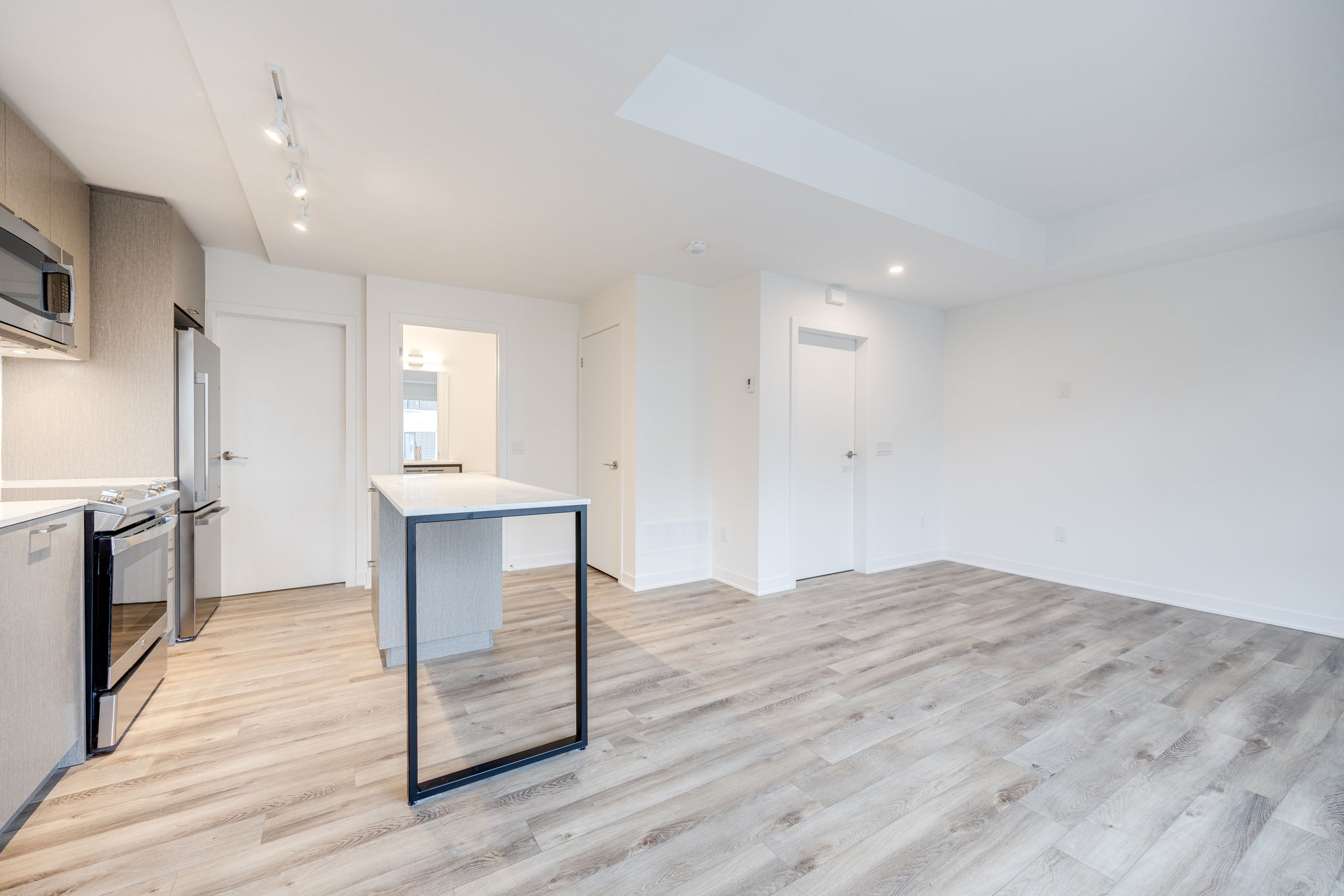 Toronto property showcase — delivered property photograph 8