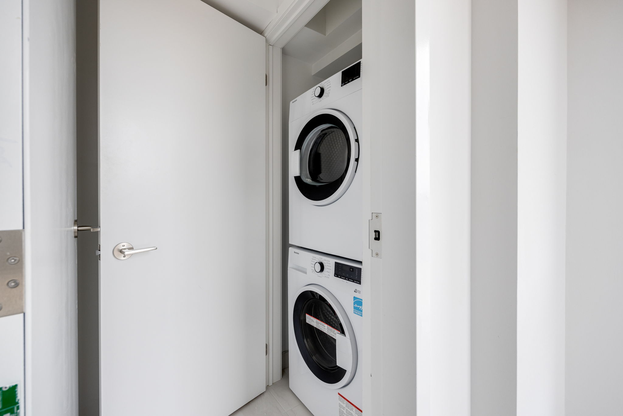 Toronto property showcase — delivered property photograph 19