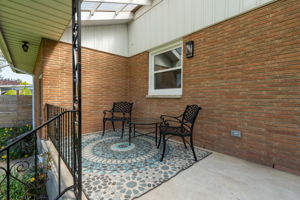  Photo 47