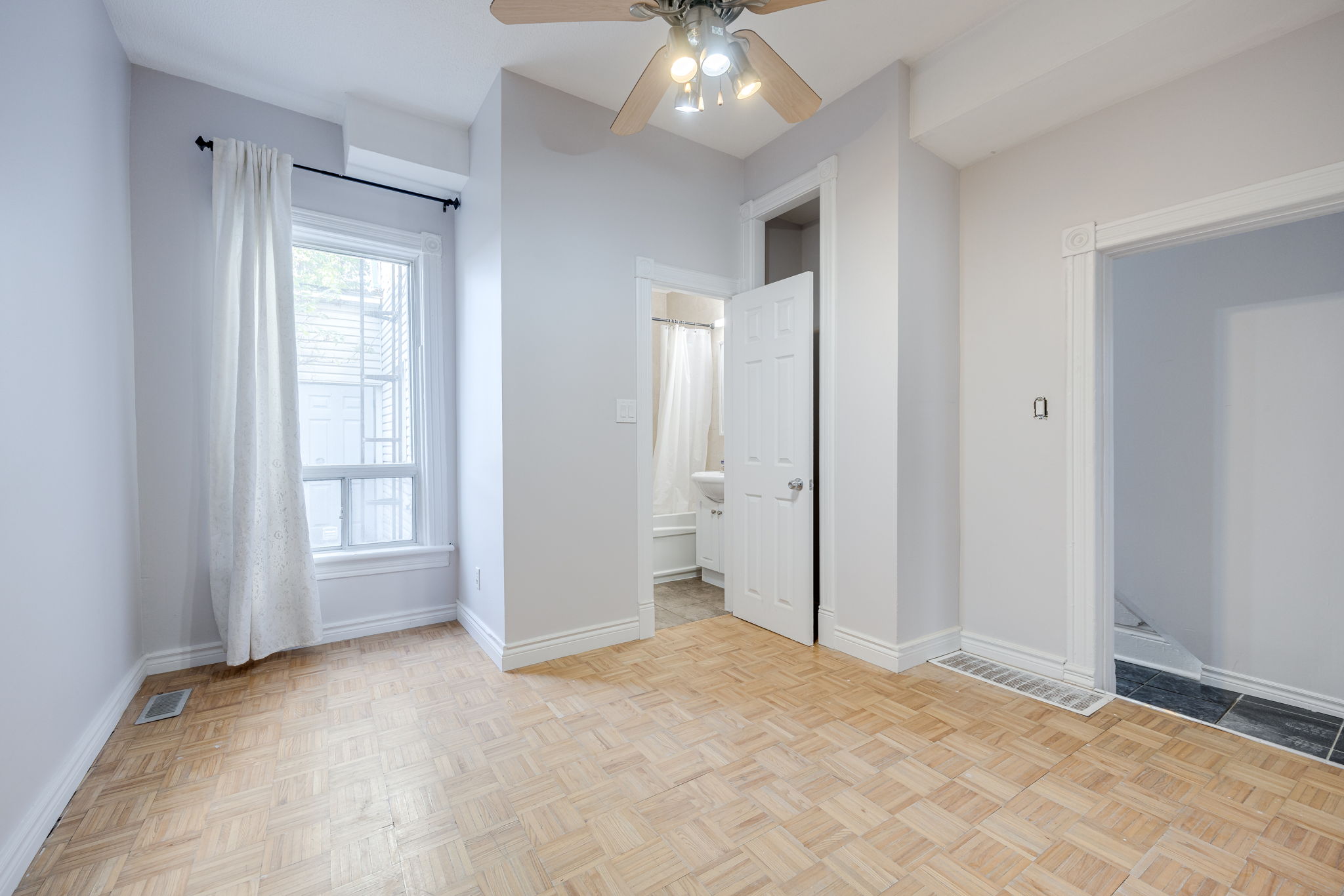 Toronto property showcase — delivered property photograph 12