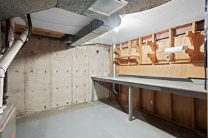  Photo 39