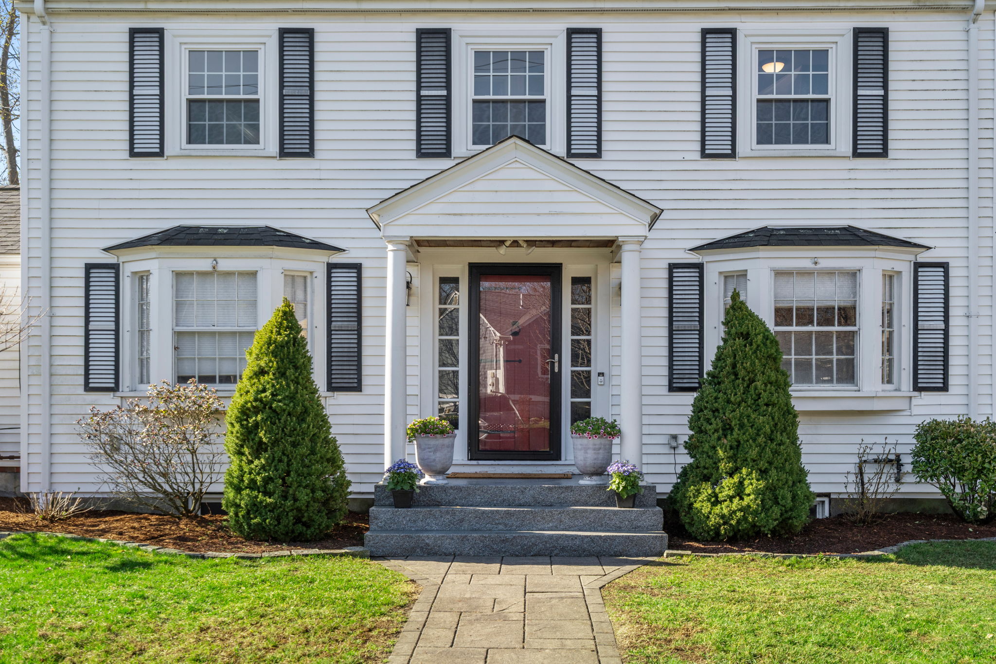 Exterior (1 of 10)