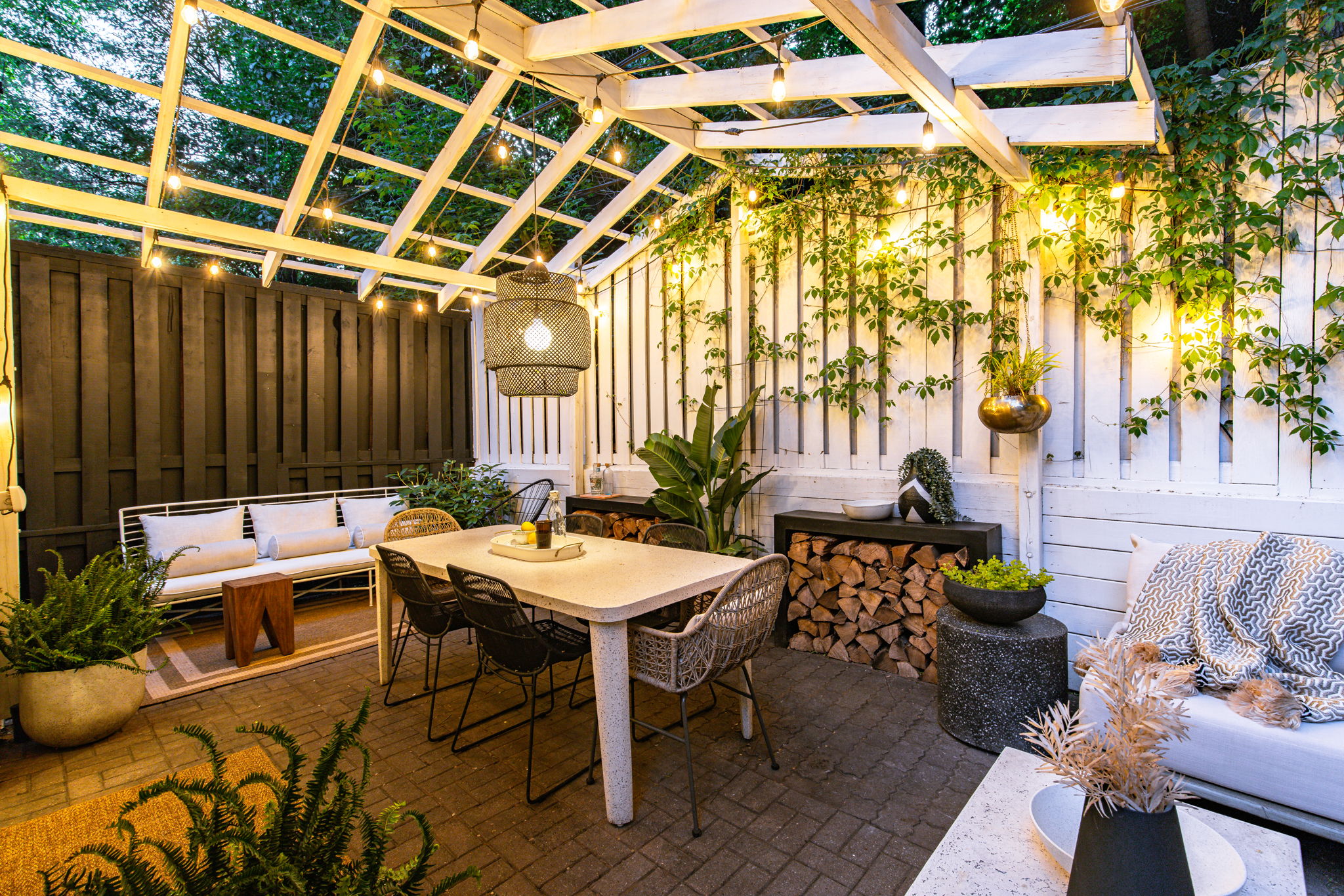 Toronto property showcase — delivered property photograph 19