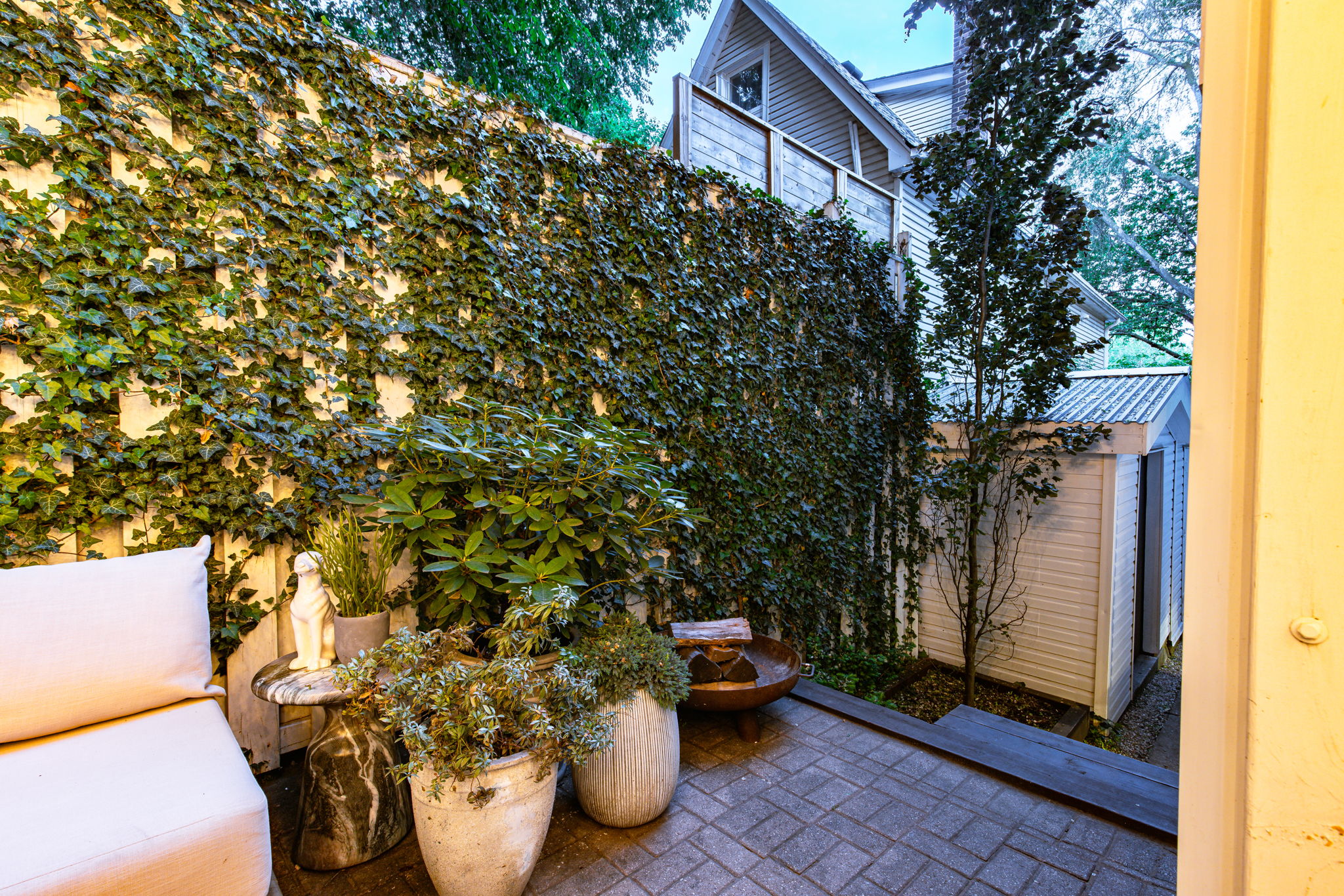 Toronto property showcase — delivered property photograph 24
