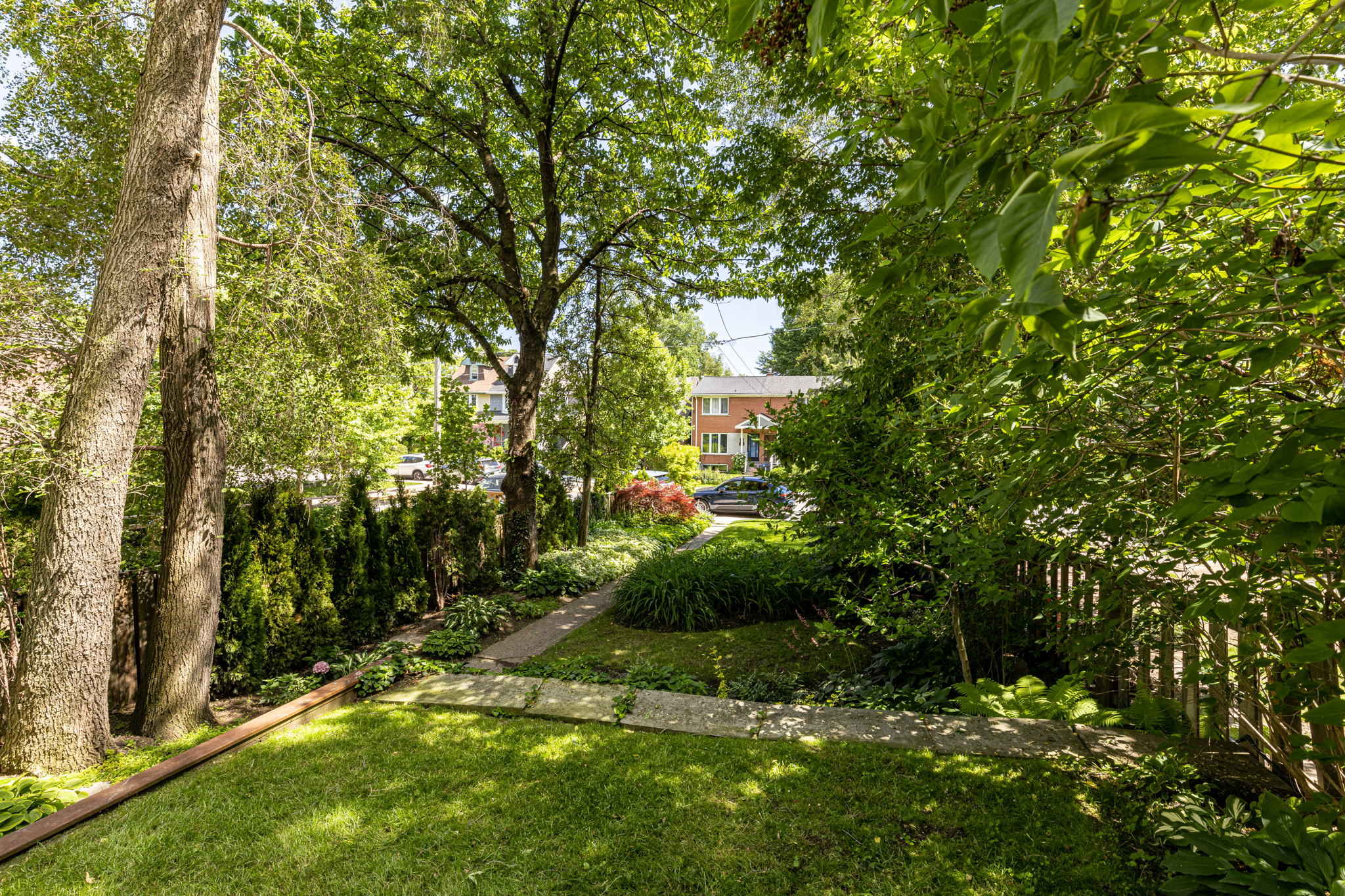 Toronto property showcase — delivered property photograph 37