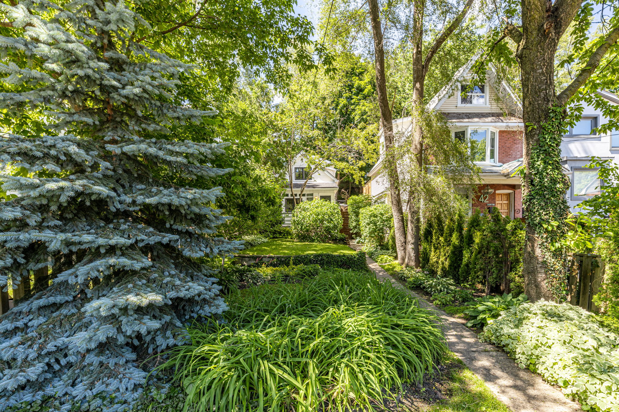 Toronto property showcase — delivered property photograph 27