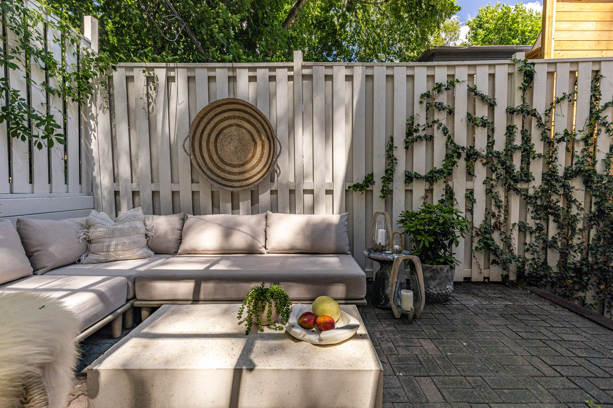 Toronto property showcase — delivered property photograph 53