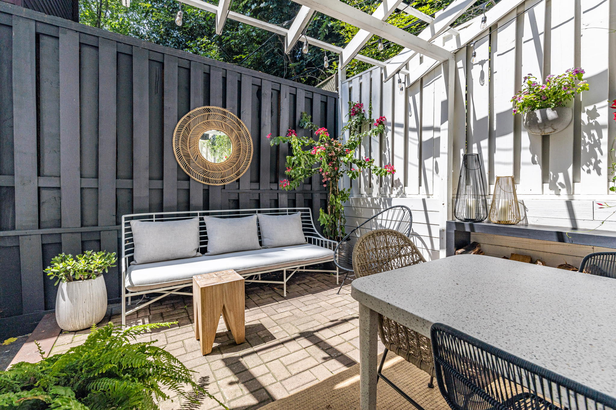 Toronto property showcase — delivered property photograph 63