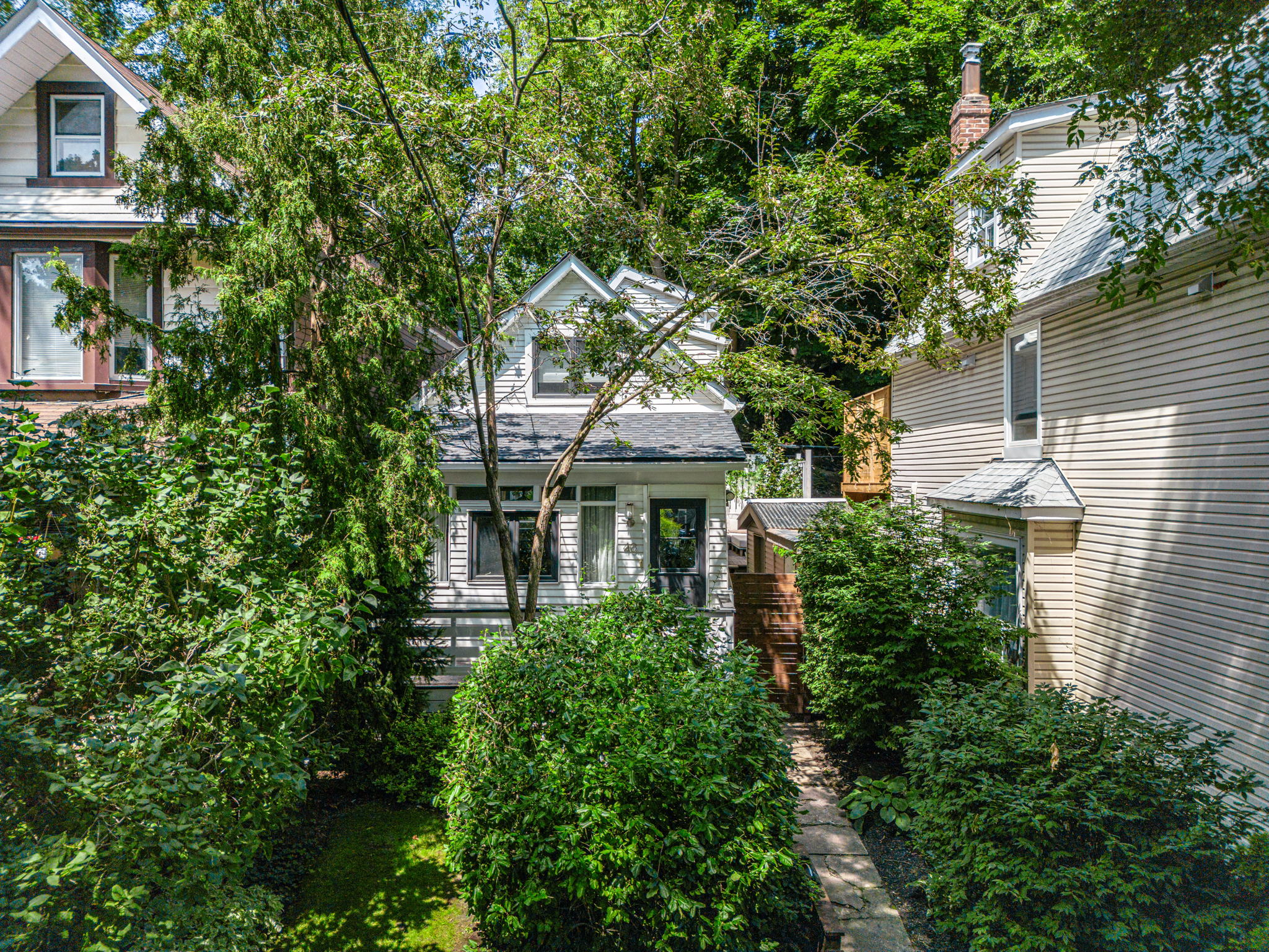 Toronto property showcase — delivered property photograph 83