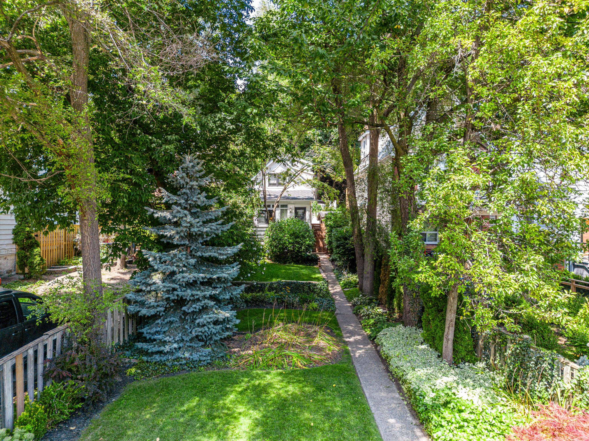 Toronto property showcase — delivered property photograph 81