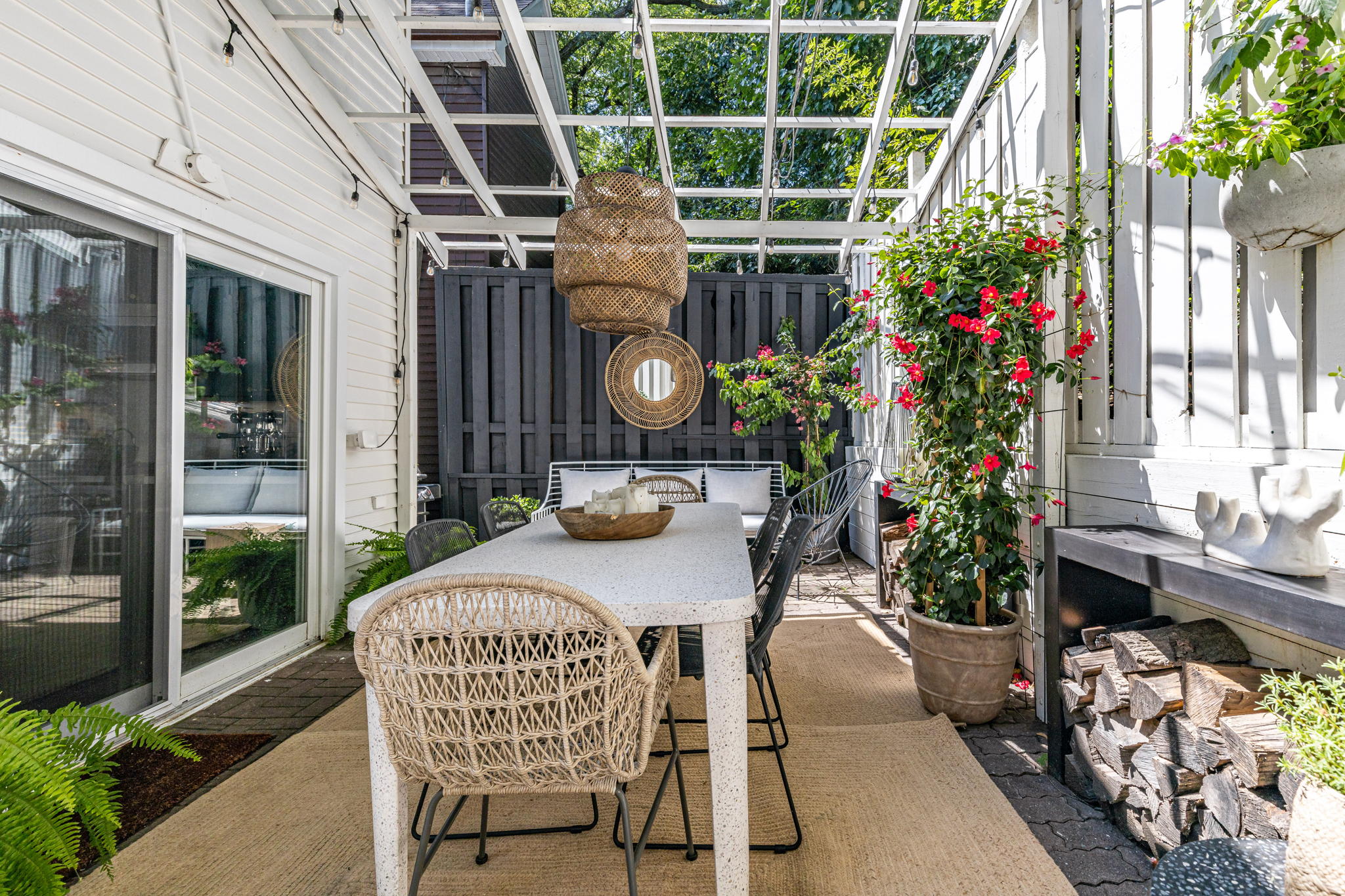 Toronto property showcase — delivered property photograph 60