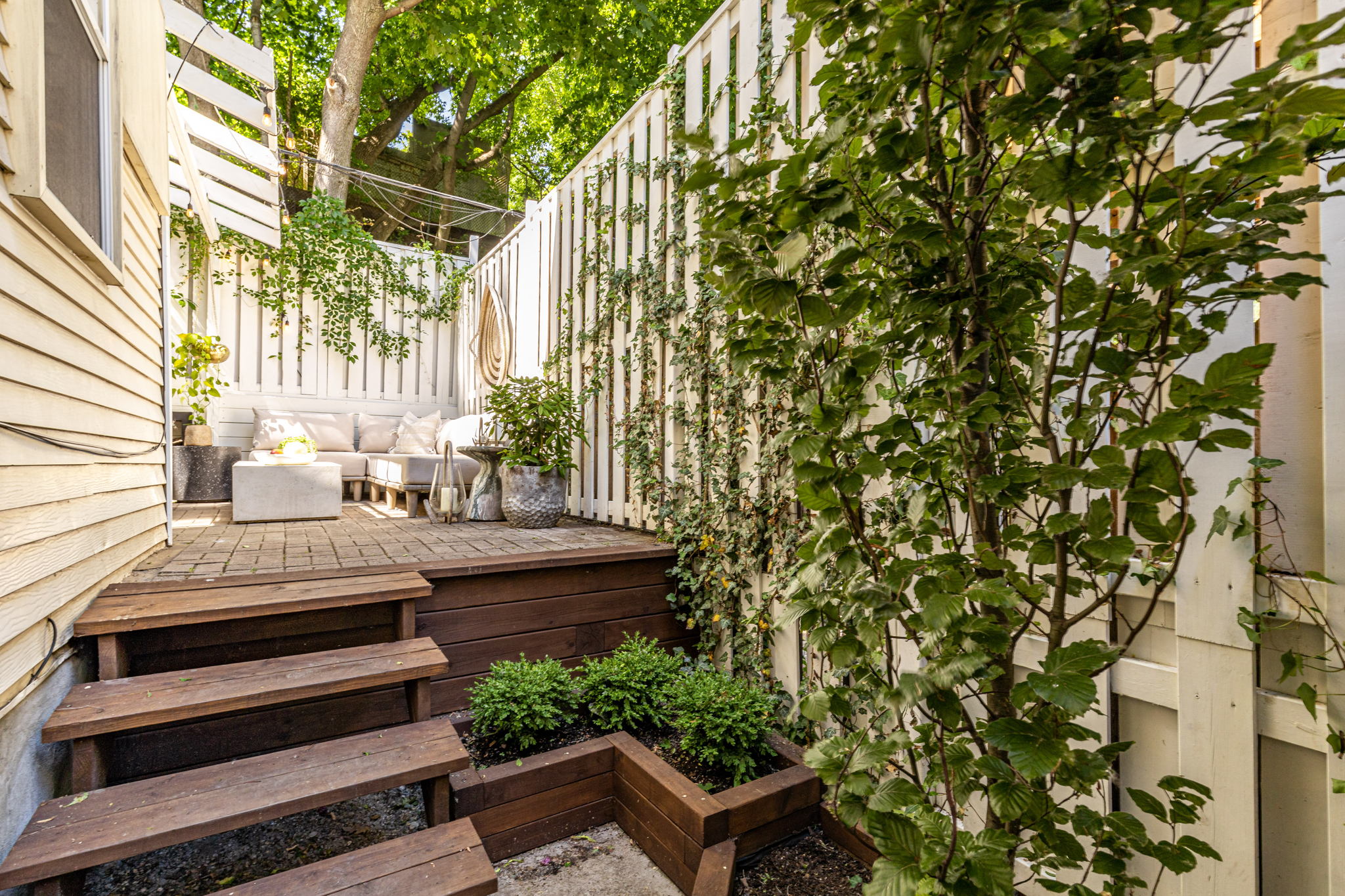 Toronto property showcase — delivered property photograph 55