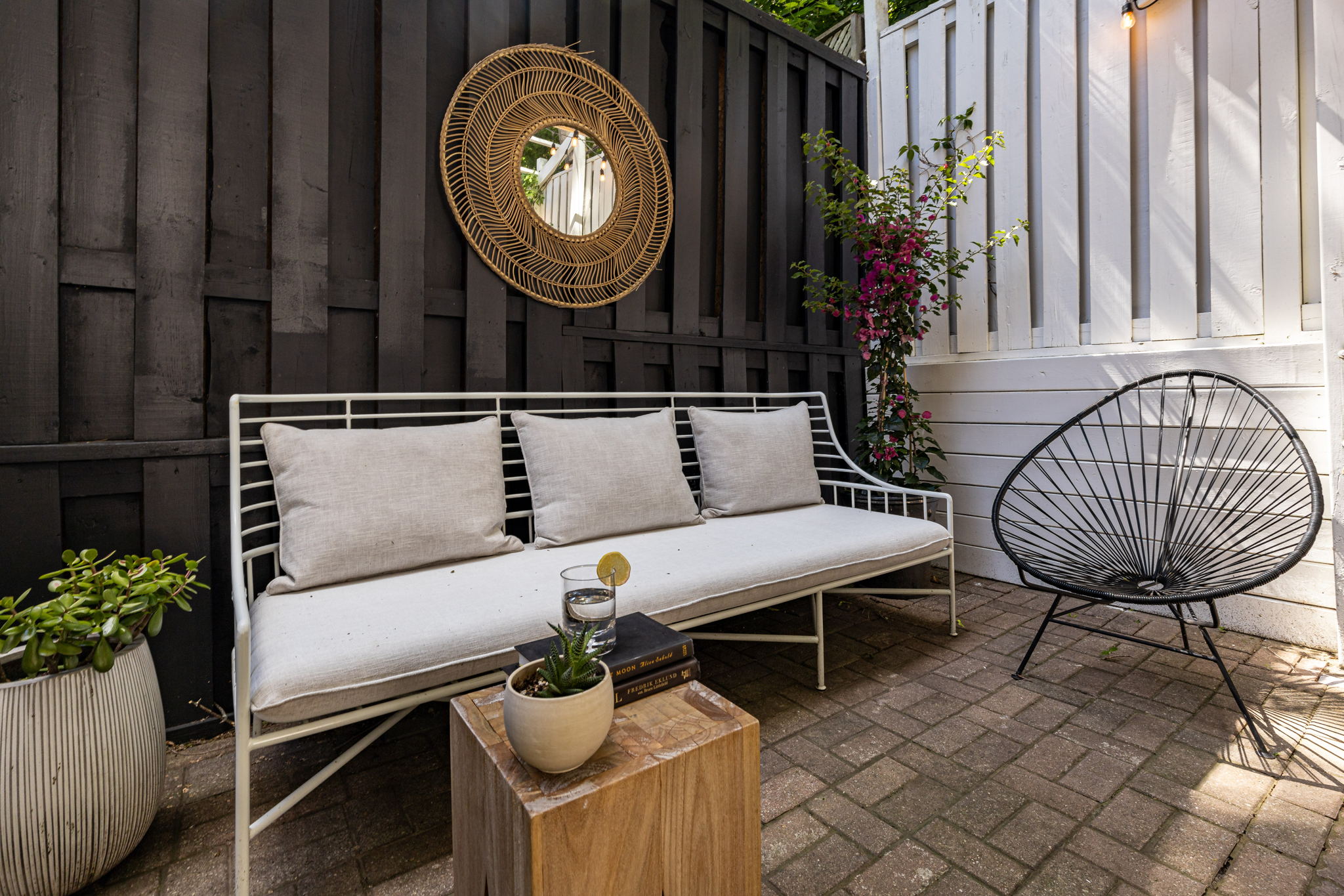 Toronto property showcase — delivered property photograph 44