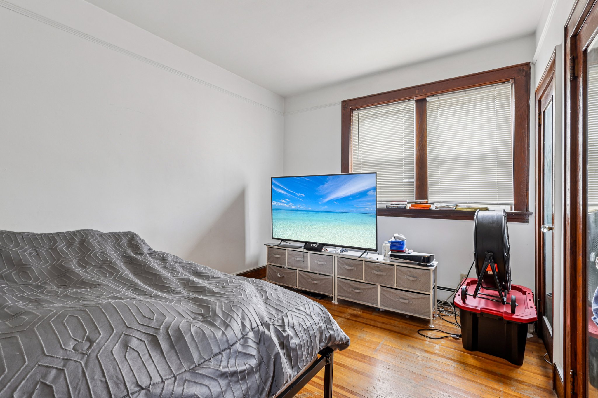 Malcolm Ave 1A-S2403-013.jpg