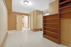 Photo 52