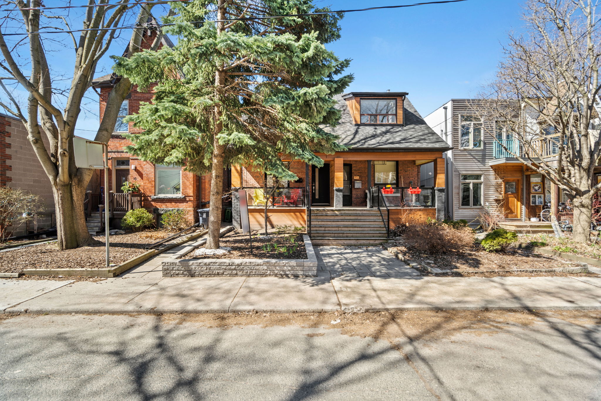 40 Morse St Toronto, ON M4M 2P6