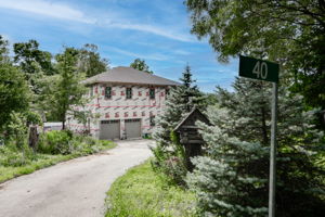 40 Old Church Rd