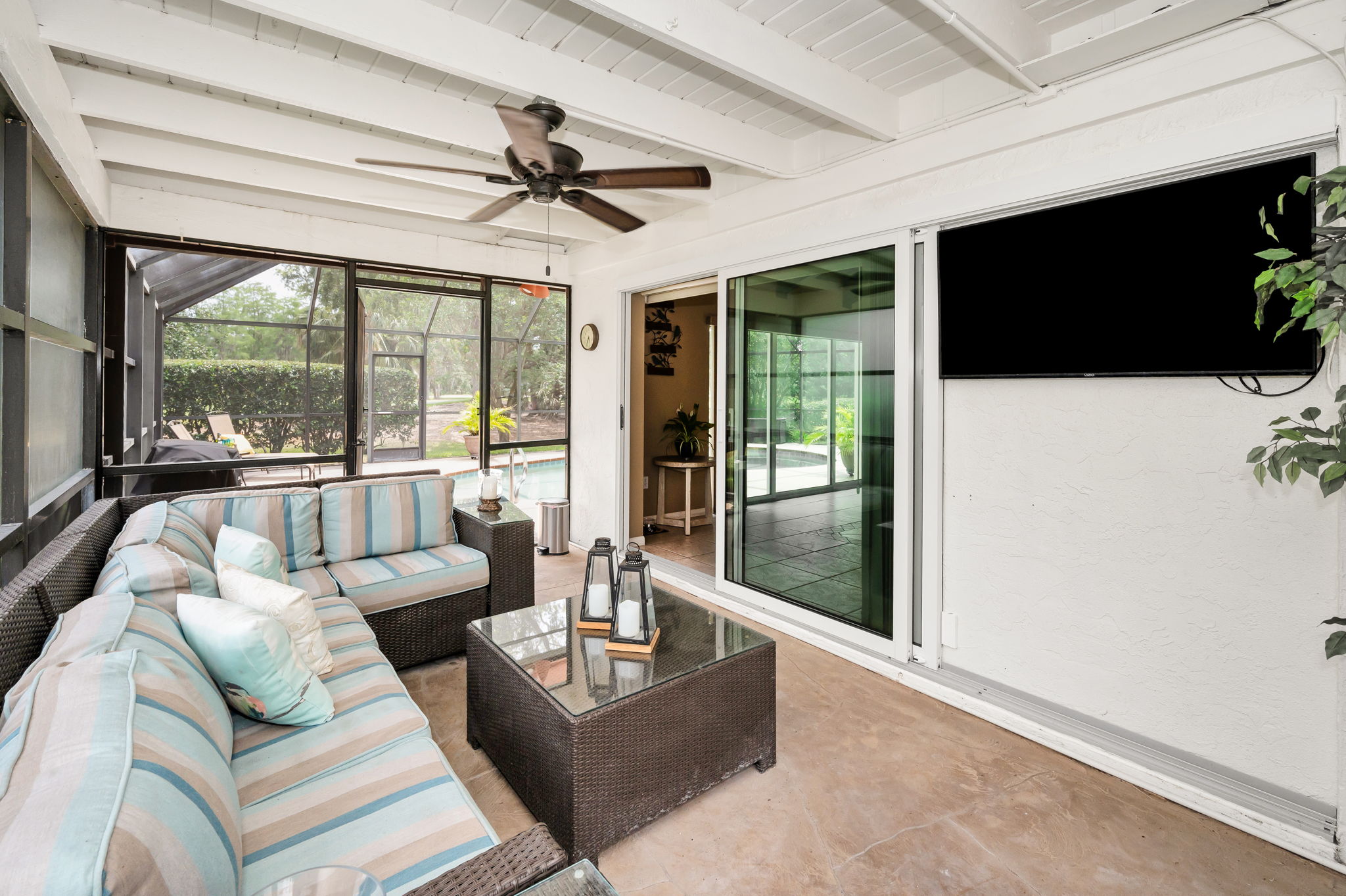 Lanai1b