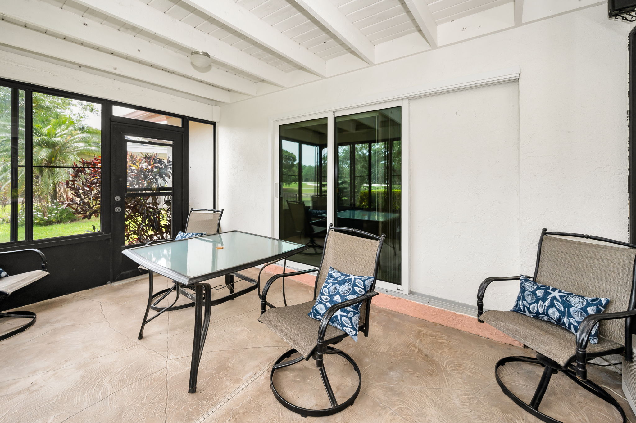 Lanai2a