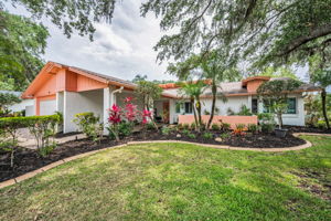 Front Exterior5