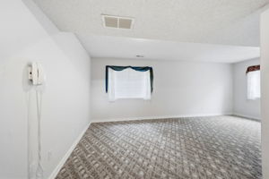 252A5252