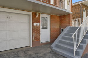 40 Royal Salisbury Way, Brampton, ON L6V 3J6, Canada Photo 4