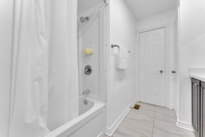 40 Royal Salisbury Way, Brampton, ON L6V 3J6, Canada Photo 25