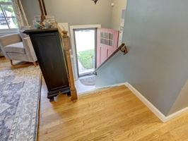  Photo 40