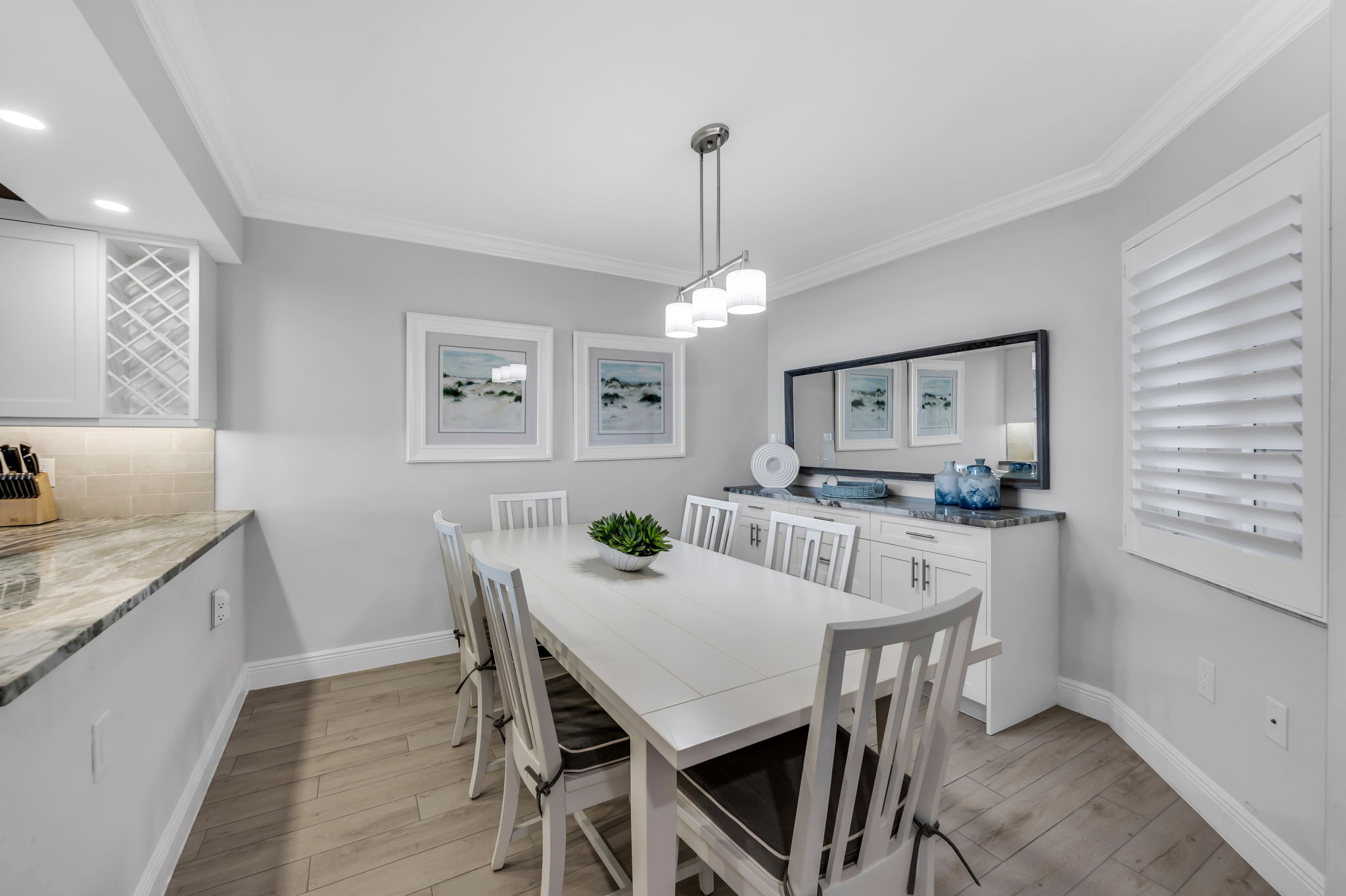 Dining - Eat in Kitchen