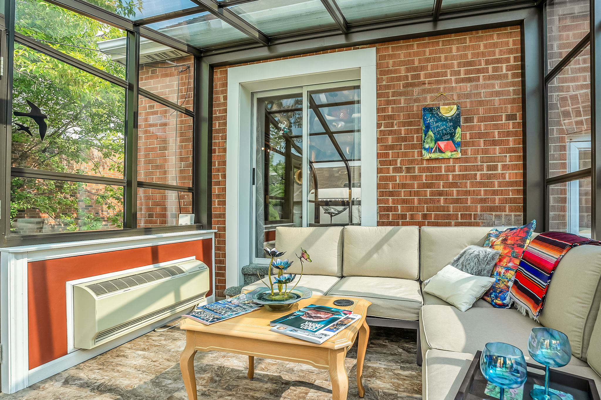 21-sun room2