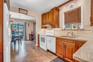 11-kitchen2