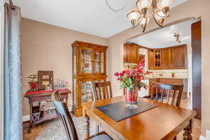 16-dining room3