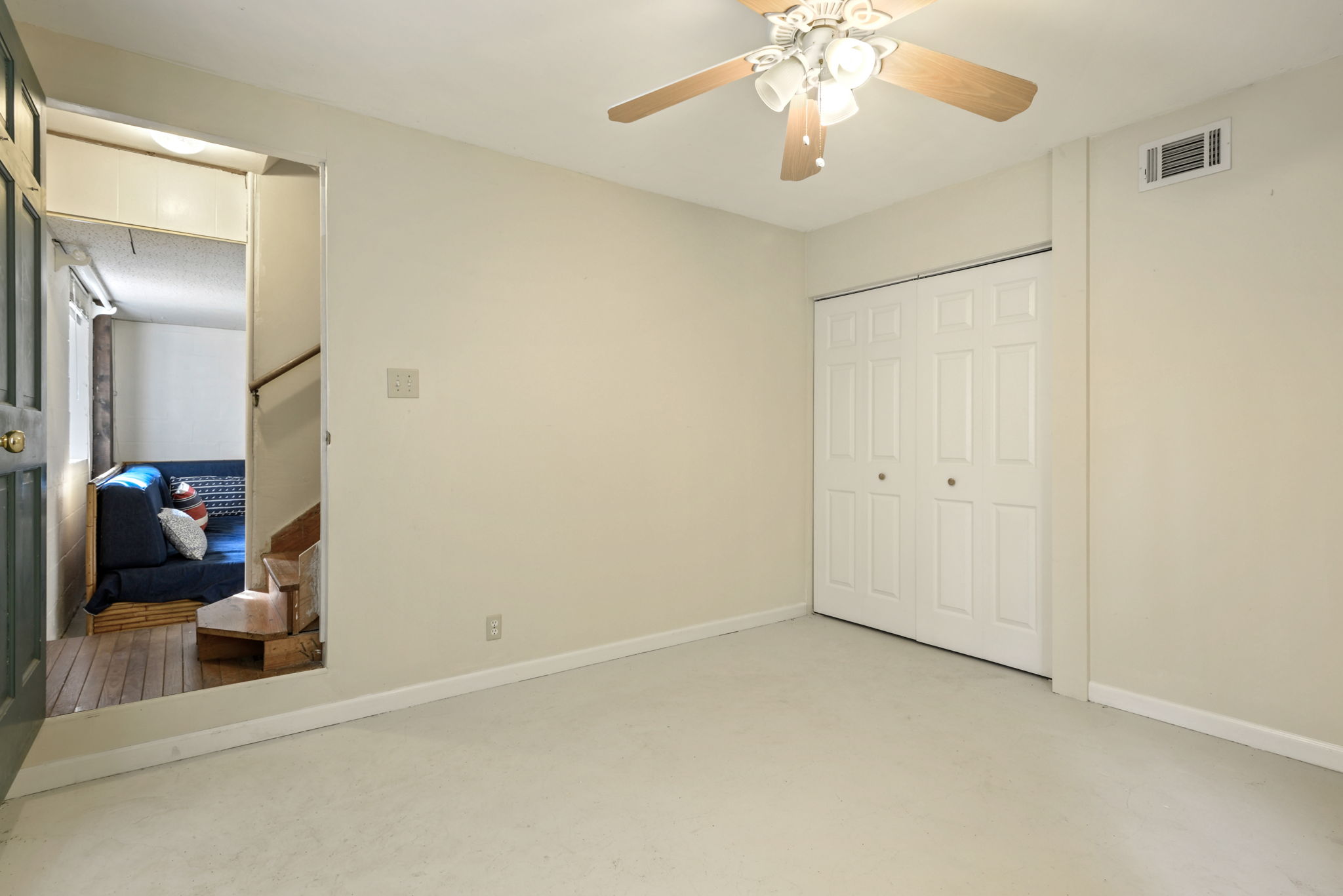 Lower Level - Bedroom