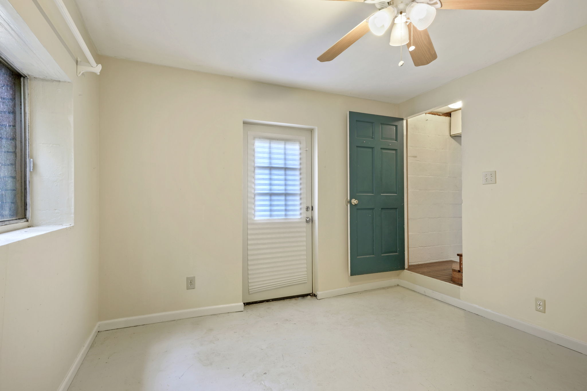 Lower Level - Bedroom