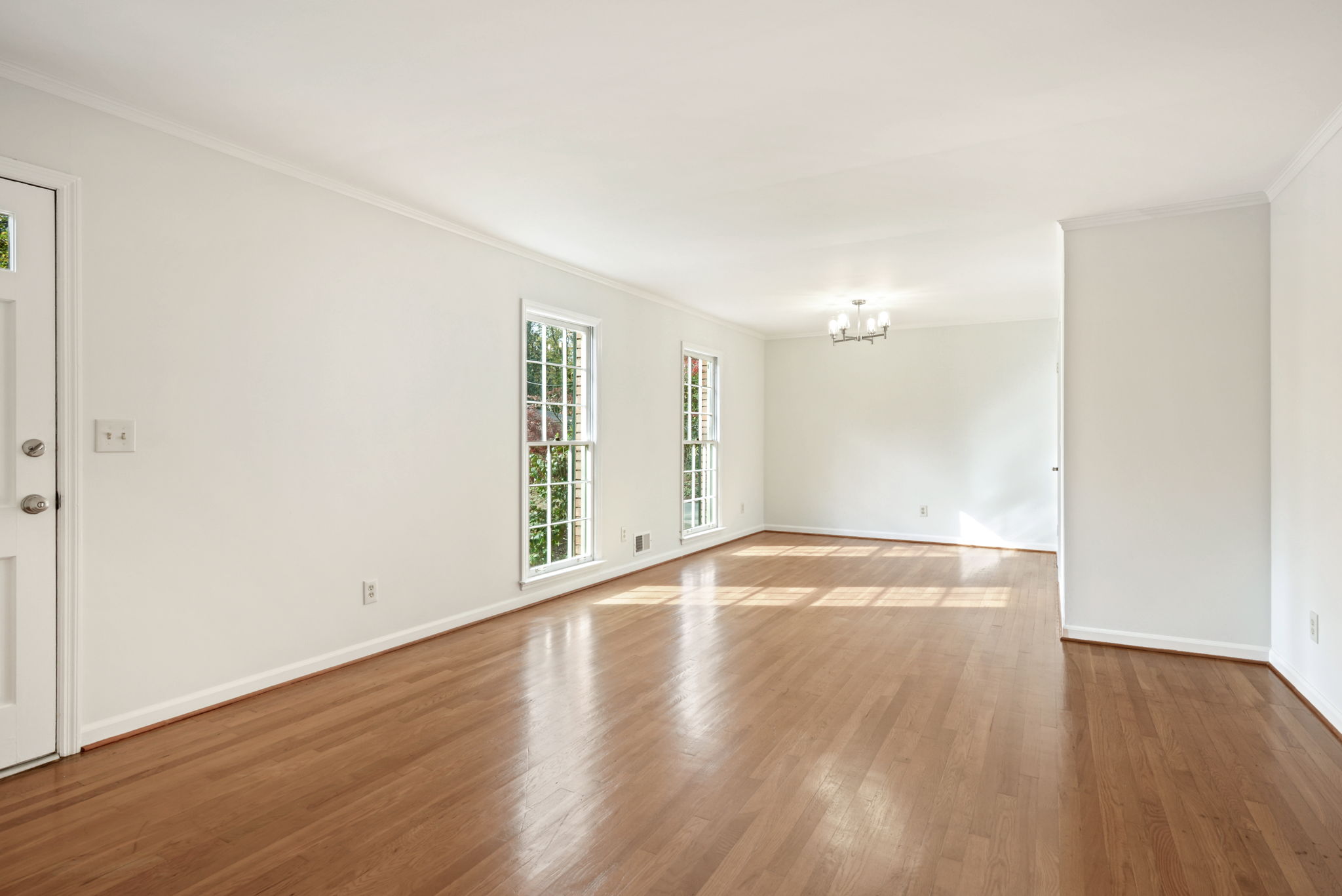 Foyer/Dining/Living Room