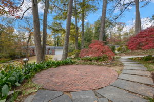 front yard patio