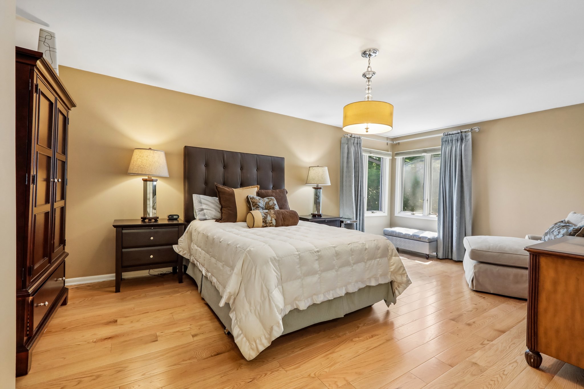 Woodland Dr-S1905-043.jpg
