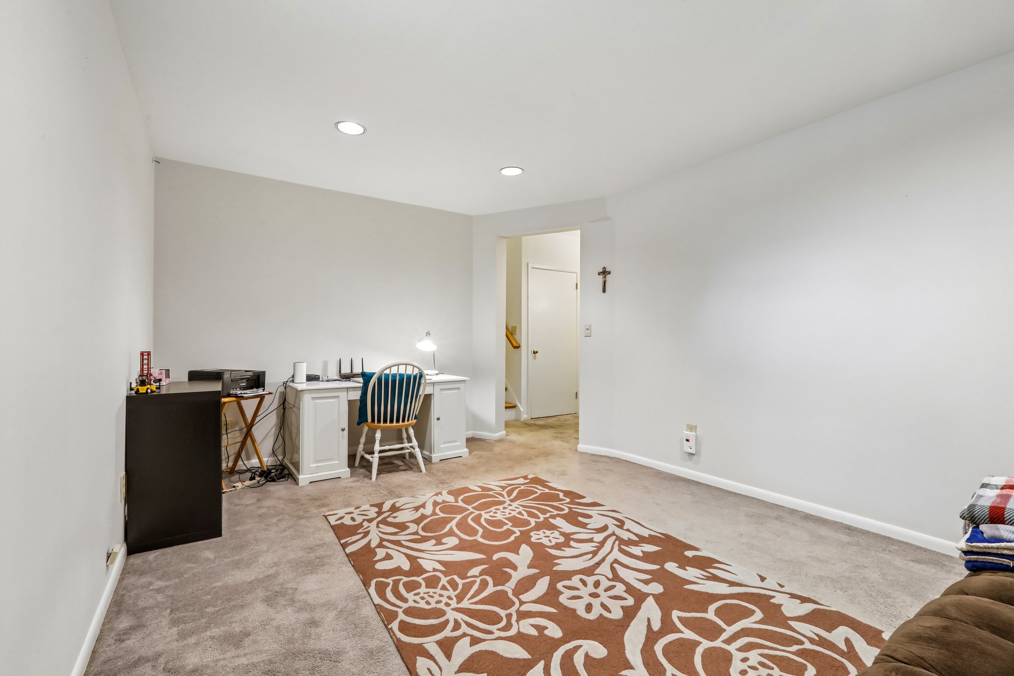 Woodland Dr-S1905-056.jpg