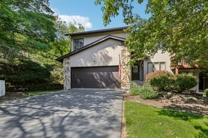 Woodland Dr-S1905-001.jpg