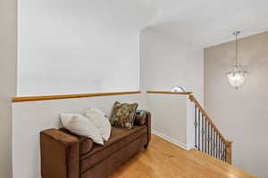 Woodland Dr-S1905-034.jpg