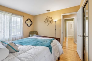 Woodland Dr-S1905-037.jpg