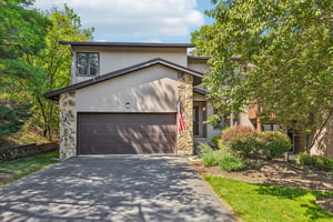 Woodland Dr-S1905-067.jpg
