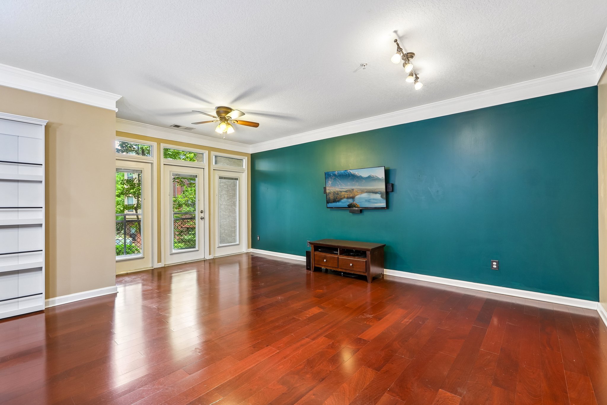 17th St NW 1233-S0105-006.jpg