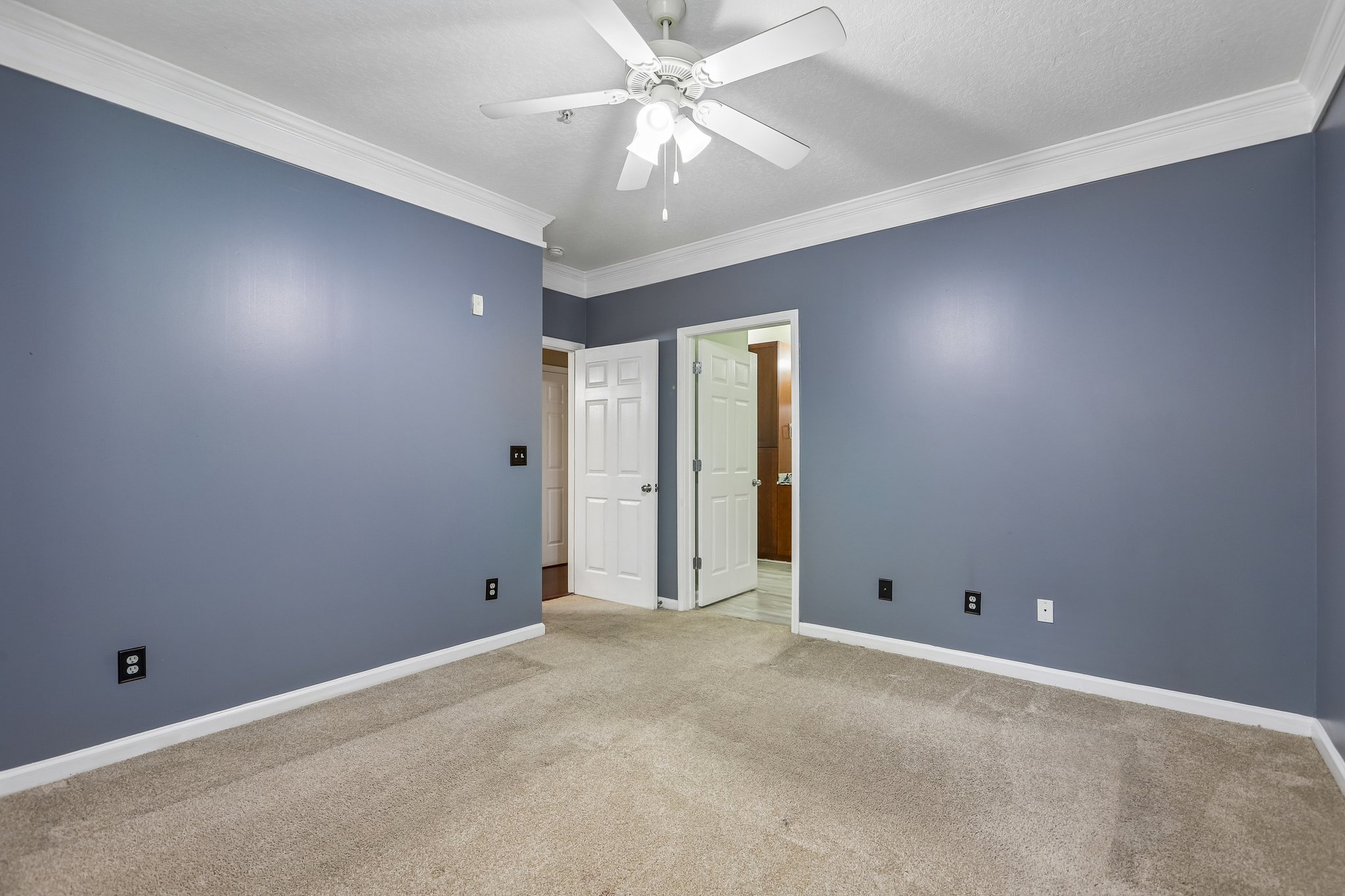 17th St NW 1233-S0105-020.jpg