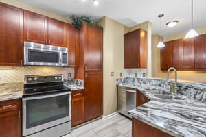 17th St NW 1233-S0105-014.jpg